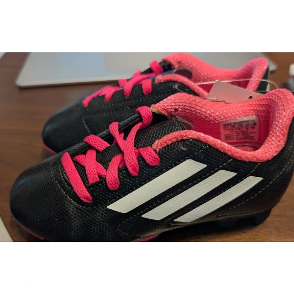 ADIDAS GIRLS Conquisto FG Soccer Cleats Size 11 NWT Black/Hot‎ Pink